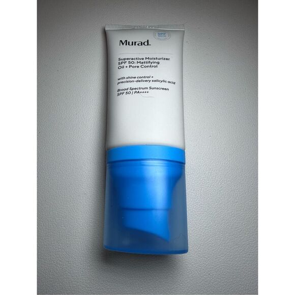 Murad Superactive Moisturizer SPF 50: Mattifying Oil + Pore Control - Picture 1 of 5